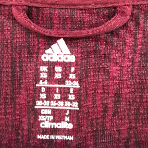 Adidas women’s XS maroon climalite 1/2 zipup shirt - Picture 3 of 6